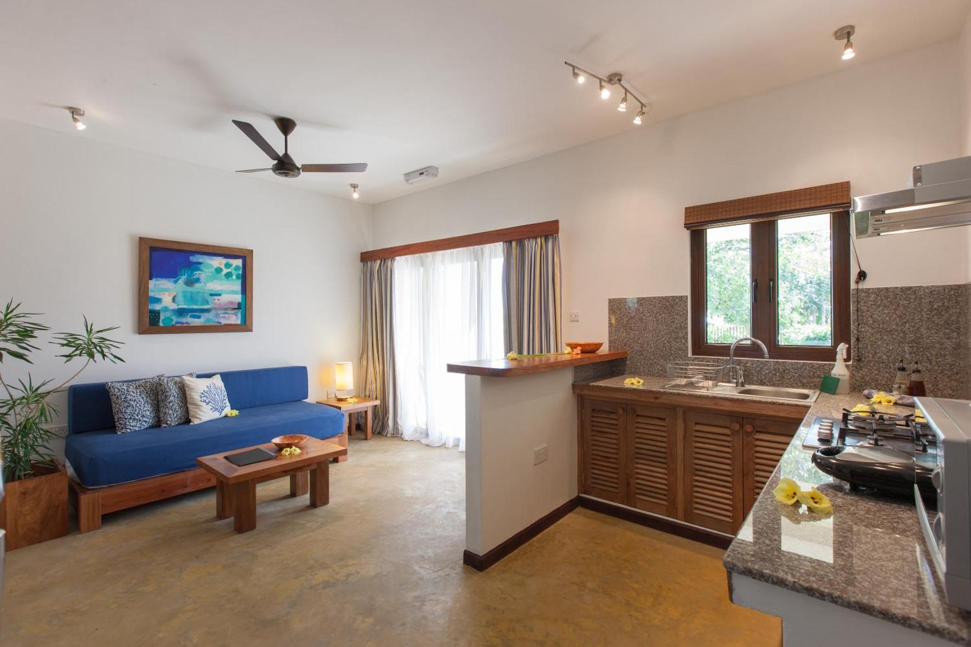 L'Hirondelle Self Catering Guest House Anse Volbert Village Esterno foto